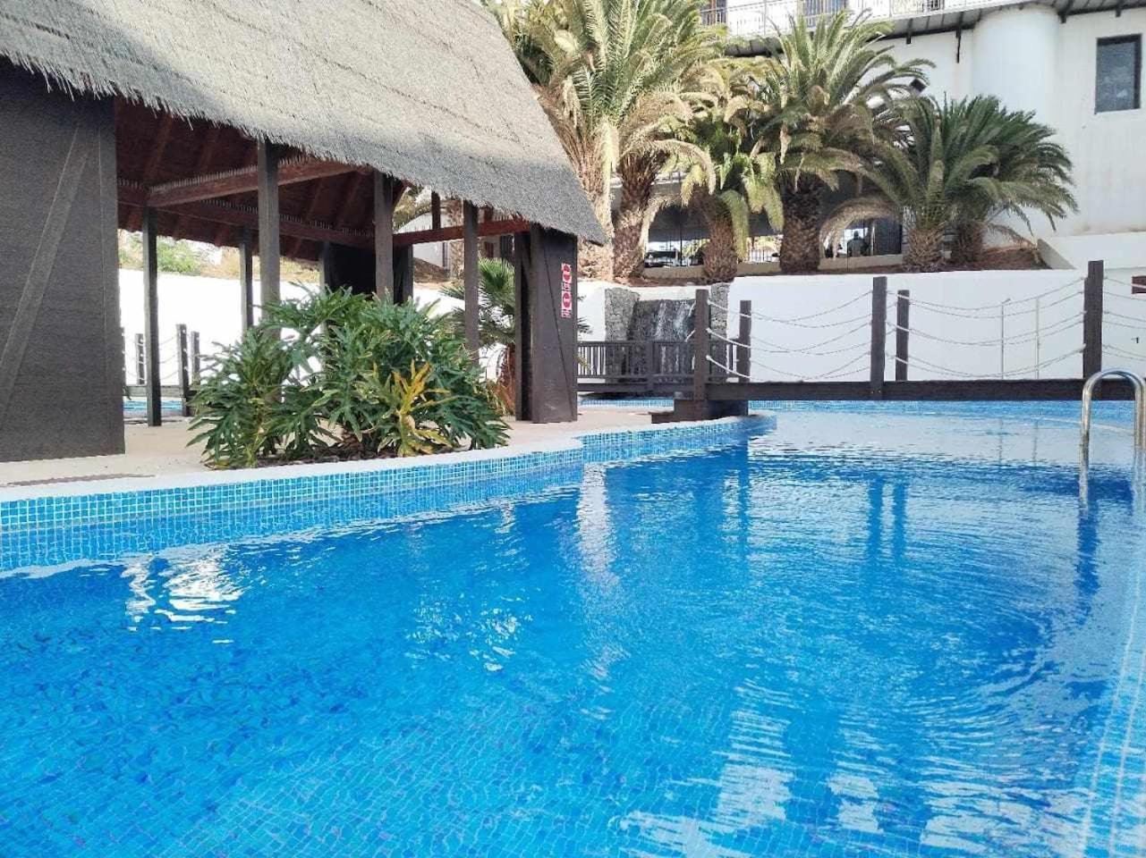 Rentenerife Magec Swing & Sun Amarilla Golf Сан Мигел де Абона Екстериор снимка