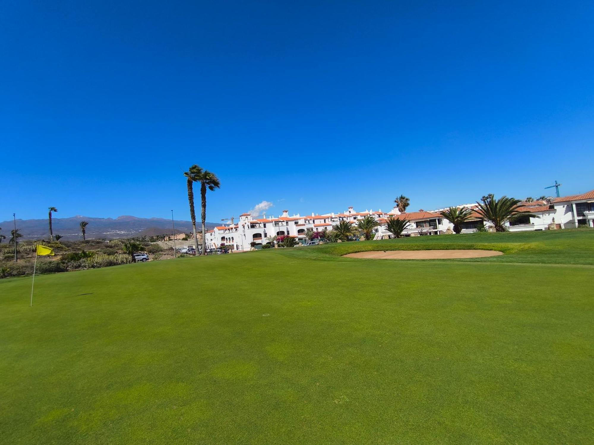 Rentenerife Magec Swing & Sun Amarilla Golf Сан Мигел де Абона Екстериор снимка
