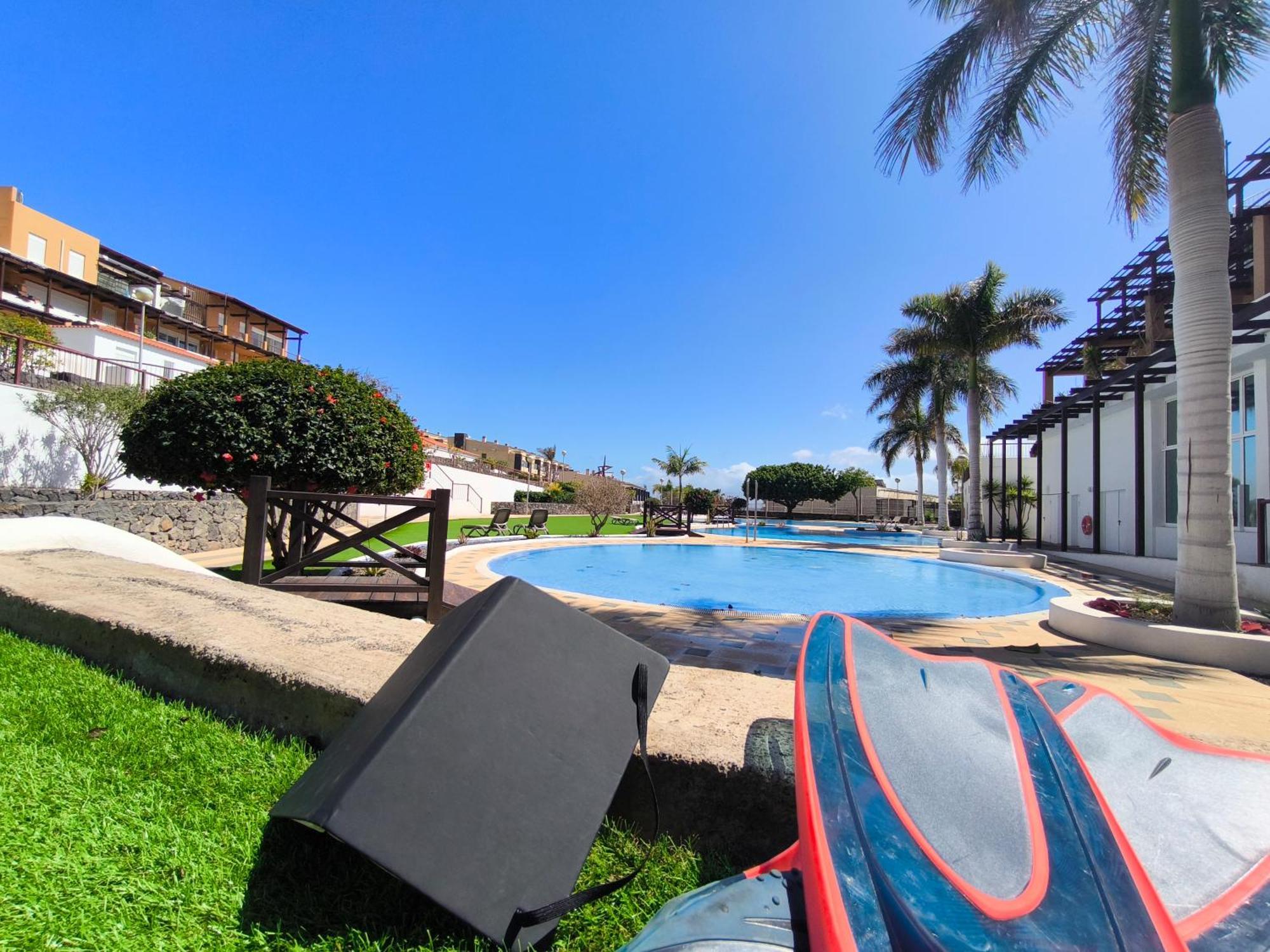 Rentenerife Magec Swing & Sun Amarilla Golf Сан Мигел де Абона Екстериор снимка