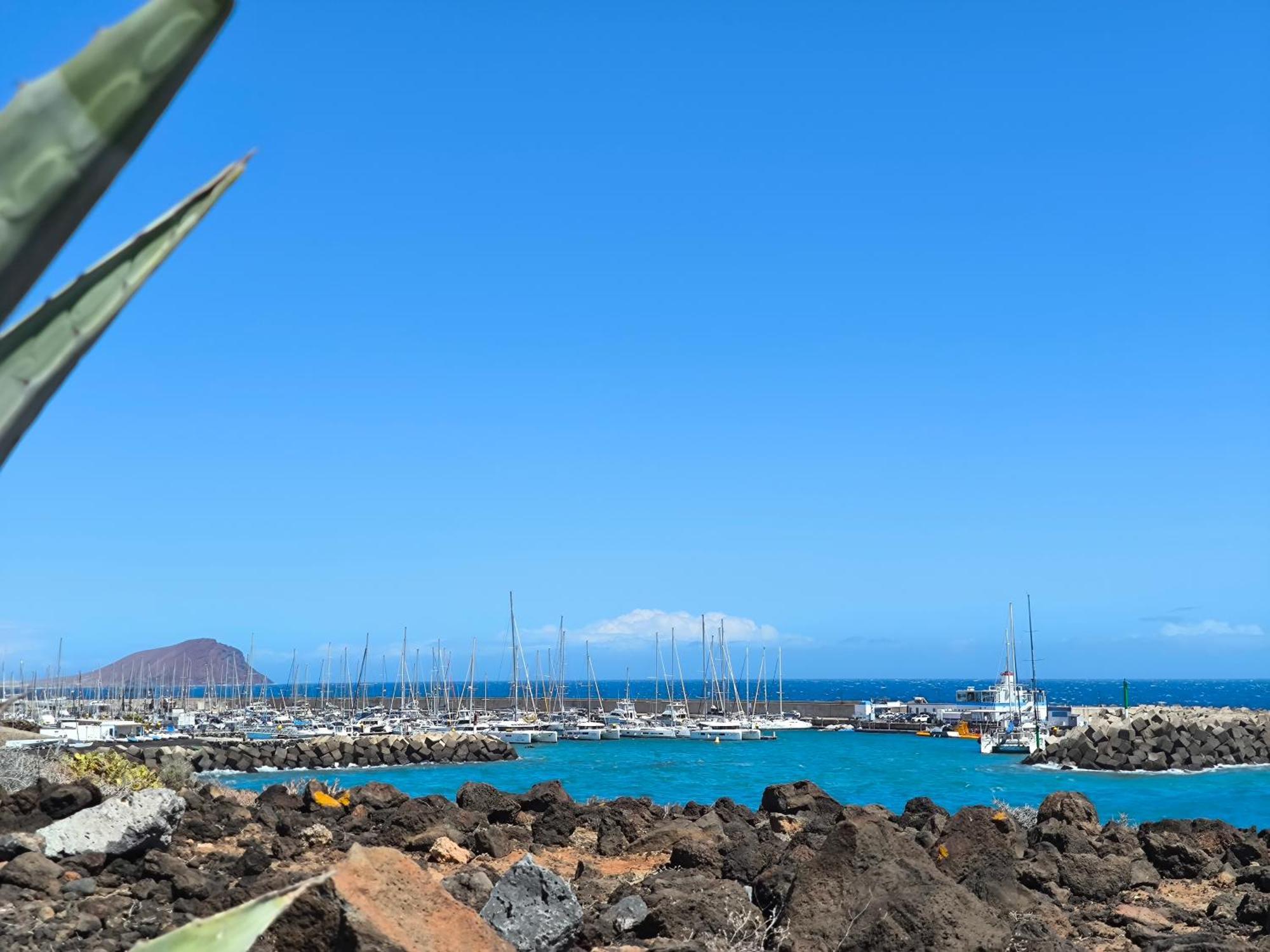 Rentenerife Magec Swing & Sun Amarilla Golf Сан Мигел де Абона Екстериор снимка