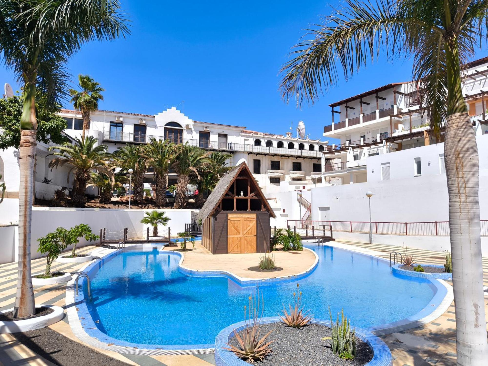 Rentenerife Magec Swing & Sun Amarilla Golf Сан Мигел де Абона Екстериор снимка